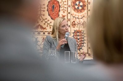 Am 26. September 2018 war Bundesministerin Juliane Bogner-Strau&szlig; (im Bild) zu Gast beim Club Cuv&eacute;e.