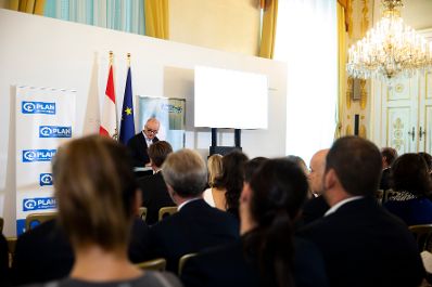 Am 8. Oktober 2018 &uuml;berreichte Bundesministerin Juliane Bogner-Strau&szlig; den Medienpreis f&uuml;r Kinderrechte.