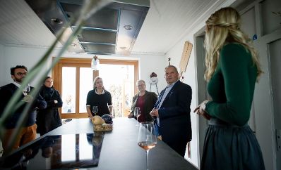 Am 29. Oktober 2018 reiste Bundesministerin Juliane Bogner-Strau&szlig; (3.v.l.) anl&auml;sslich eines Bundesl&auml;ndertags ins Burgenland. Im Bild zu Besuch bei &quot;Das Mundwerk&quot; und Bloggerin Melanie Limbeck (r.).