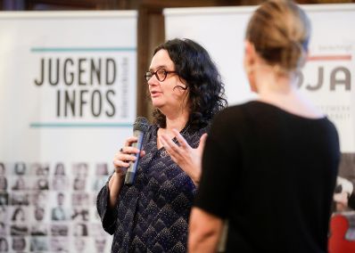 Am 7. November 2018 &uuml;berreichte Bundesministerin Juliane Bogner-Strau&szlig; den &Ouml;sterreichischen Jugendpreis 2018.