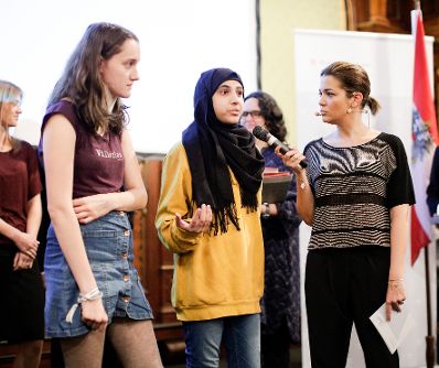 Am 7. November 2018 &uuml;berreichte Bundesministerin Juliane Bogner-Strau&szlig; den &Ouml;sterreichischen Jugendpreis 2018.