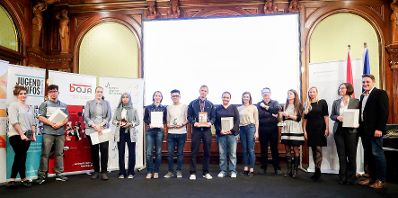 Am 7. November 2018 &uuml;berreichte Bundesministerin Juliane Bogner-Strau&szlig; den &Ouml;sterreichischen Jugendpreis 2018.