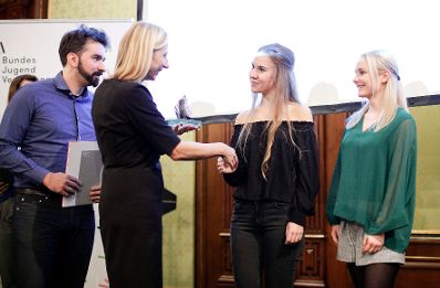 Am 7. November 2018 &uuml;berreichte Bundesministerin Juliane Bogner-Strau&szlig; den &Ouml;sterreichischen Jugendpreis 2018.