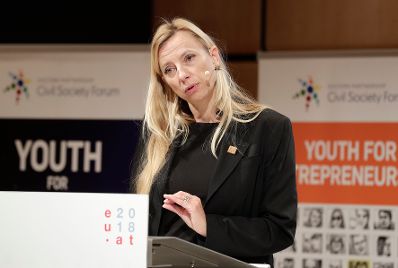 Am 8. November 2018 er&ouml;ffnete Bundesministerin Juliane Bogner-Strau&szlig; (im Bild) die Eastern Partnership Youth Conference.