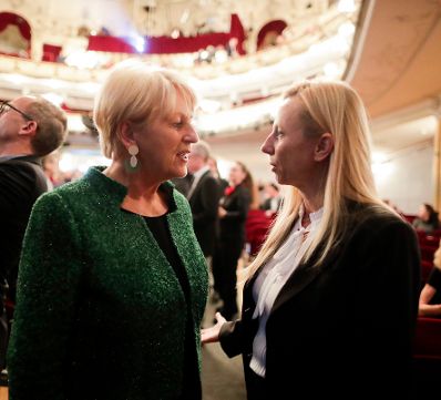 Am 12. November 2018 nahm Bundesministerin Juliane Bogner-Strau&szlig; an der Gala &bdquo;Wider die Gewalt&ldquo; teil.