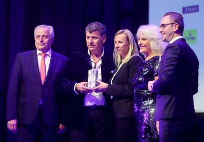 Am 12. November 2018 nahm Bundesministerin Juliane Bogner-Strau&szlig; an der Gala &bdquo;Wider die Gewalt&ldquo; teil.