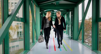 Am 30. November 2018 reiste Bundesministerin Juliane Bogner-Strau&szlig; (l.) nach Linz.