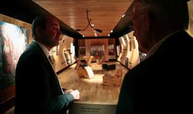 Am 14. Juni 2016 er&ouml;ffnete Kunst- und Kulturminister Thomas Drozda die Ausstellung "FRIEDRICH KIESLER. Lebenswelten" im Museum f&uuml;r angewandte Kunst (MAK).
