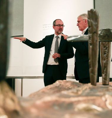 Am 14. Juni 2016 er&ouml;ffnete Kunst- und Kulturminister Thomas Drozda die Ausstellung "FRIEDRICH KIESLER. Lebenswelten" im Museum f&uuml;r angewandte Kunst (MAK).