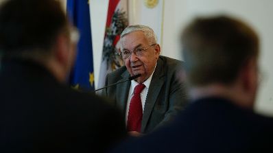 Am 4. Juli 2016 &uuml;berreichte Kunst- und Kulturminister Thomas Drozda das Gro&szlig;e Silberne Ehrenzeichen mit dem Stern f&uuml;r Verdienste um die Republik &Ouml;sterreich an Walter Homolka. Im Bild der Laudator Gerhard Weis.