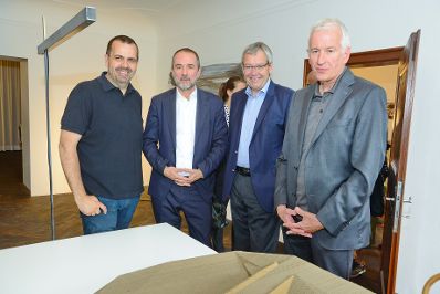 Am 21. Juli 2016 besuchte Kunst- und Kulturminister Thomas Drozda (m.l.) die Er&ouml;ffnung des neuen Standortes von "Marte.Marte Architekten" in Feldkirch. Im Bild mit Stefan Marte (l.).