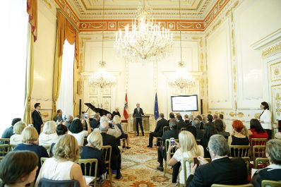 Am 14. September 2016 bestellte Kanzleramtsminister Thomas Drozda (im Bild) Vertreterinnen und Vertreter der Wirtschaft zu Mitgliedern der bei der Bundesanstalt "Statistik &Ouml;sterreich" eingerichteten Wirtschaftskurie.