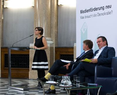 Am 19. September 2016 fand die Enquete "Medienf&ouml;rderung neu - Was braucht die Demokratie?" statt. Im Bild (v.l.n.r.) Ingrid Brodnig, Matthias Karmasin und Fritz Hausjell.