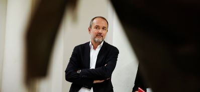 Am 20. September 2016 besuchte Kunst- und Kulturminister Thomas Drozdar die Er&ouml;ffnung der Ausstellung Parallel Vienna 2016.