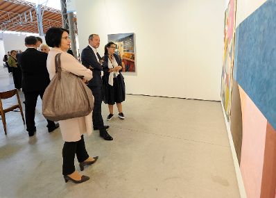 Am 21. September 2016 besuchte Kunst-und Kulturminister Thomas Drozda die viennacontemporary, &Ouml;sterreichs internationale Kunstmesse in der Marxhalle Wien.