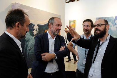 Am 21. September 2016 besuchte Kunst-und Kulturminister Thomas Drozda die viennacontemporary, &Ouml;sterreichs internationale Kunstmesse in der Marxhalle Wien.