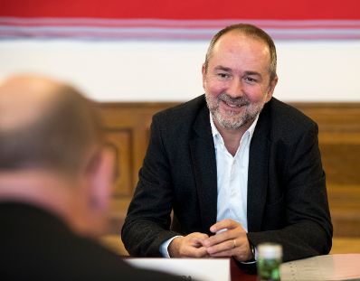 Am 7. Oktober 2016 empfing Kanzleramtsminister Thomas Drozda (im Bild) den Pr&auml;sidenten des Schwedischen Reichstags Urban Ahlin zu einem Arbeitsgespr&auml;ch.