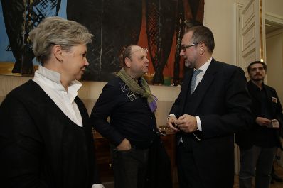 Am 26. Oktober 2016 empfing Kanzleramtsminister Thomas Drozda im Rahmen des Nationalfeiertages Besucherinnen und Besucher im Bundeskanzleramt.