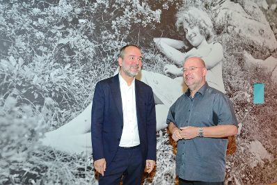 Am 21. Juli 2016 verlieh Kunst- und Kulturminister Thomas Drozda (l.) den &Ouml;sterreichischen Museumspreis an das Vorarlberg Museum in Bregenz. Im Bild mit Direktor Andreas Rudigier (r.).