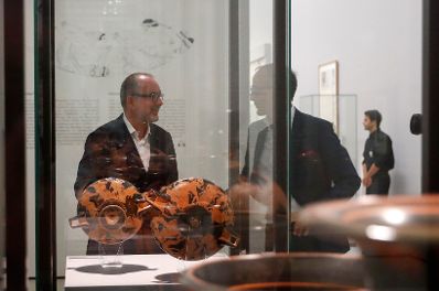 Am 22. Juni 2017 er&ouml;ffnete Kunst- und Kulturminister Thomas Drozda die Gustav Klimt Ausstellung im Belvedere.