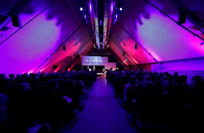 Am 25. J&auml;nner 2017 er&ouml;ffnete Kunst- und Kulturminister Thomas Drozda die Preisverleihung "&Ouml;sterreichischer Kunstpreis 2016".