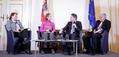 Am 23. Februar 2017 fand im Bundeskanzleramt anl&auml;sslich des 11. Europ&auml;ischen Datenschutztages die Veranstaltung 'Das neue Datenschutzrecht in der Europ&auml;ischen Union' statt. Im Bild (v.l.n.r.) Leiterin der Datenschutzbeh&ouml;rde Andrea Jelinek, Sarah Spiekermann von der Wirtschaftsuniversit&auml;t Wien, Nikolaus Forg&oacute; von der Leibniz Universit&auml;t Hannover und Johann Maier Vorsitzender des Datenschutzrates.