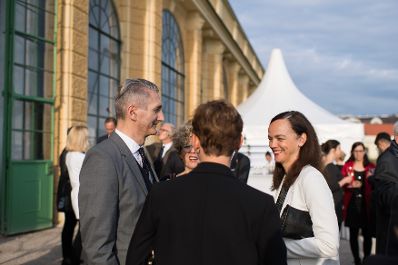 Am 25. Mai 2017 lud Kunst- und Kulturminister Thomas Drozda zum Empfang in der Orangerie anl&auml;sslich des Sommernachtskonzert der Wiener Philharmoniker. Im Bild Bildungsministerin Sonja Hammerschmid (r.)