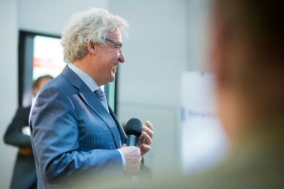 Am 9. Juni 2017 nahm Kunst- und Kulturminister Thomas Drozda an der Veranstaltung "Europ&auml;ische Kulturhauptstadt 2024 - Mehr Kultur durch mehr Europa" teil. Im Bild der Moderator Oliver Scheytt.