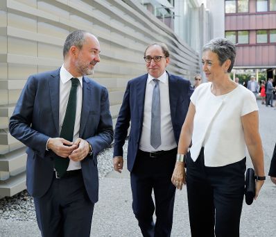 Am 19. Juli 2017 besuchte Kunst- und Kulturminister Thomas Drozda (l.) die Er&ouml;ffnung der Bregenzer Festspiele in Vorarlberg.