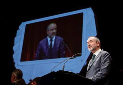 Am 19. Juli 2017 besuchte Kunst- und Kulturminister Thomas Drozda die Er&ouml;ffnung der Bregenzer Festspiele in Vorarlberg. Im Bild bei der Festansprache.