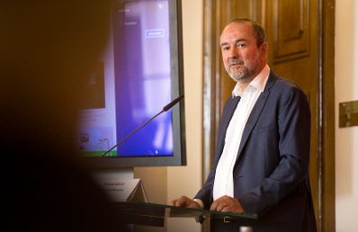 Am 2. August 2017 fand die Diskussionsreihe &bdquo;Open Space&ldquo; mit Bundesminister Thomas Drozda (im Bild) statt.