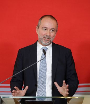 Am 1. September 2017 gab Kunst- und Kulturminister Thomas Drozda (im Bild) eine Pressekonferenz zur Besetzung der wissenschaftlichen Direktion des Kunsthistorischen Museums Wien ab 2019.