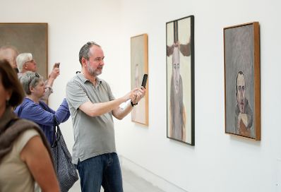 Am 2. September 2017 besuchte Kunst- und Kulturminister Thomas Drozda die Filmfestspiele Venedig und die Biennale.