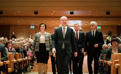 Am 17. September 2017 er&ouml;ffnete Kunst- und Kulturminister Thomas Drozda (m.) das Internationale Brucknerfest Linz.