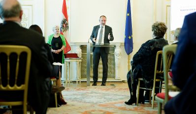 Am 27. September 2017 bestellte der Bundeskanzler Vertreterinnen und Vertreter der Wirtschaft zu Mitgliedern der bei der Bundesanstalt &quot;Statistik &Ouml;sterreich&quot; eingerichteten Wirtschaftskurie. Im Bild Kanzleramtsminister Thomas Drozda.