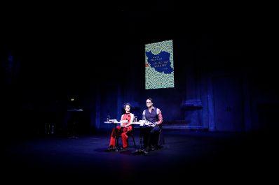 Am 7. November 2017 verlieh Kunst- und Kulturminister Thomas Drozda den &quot;&Ouml;sterreichischen Buchpreis 2017&quot;. Im Bild die Moderatorin Dorothee Hartinger (l.) mit dem Moderator Philipp Hau&szlig; (r.).