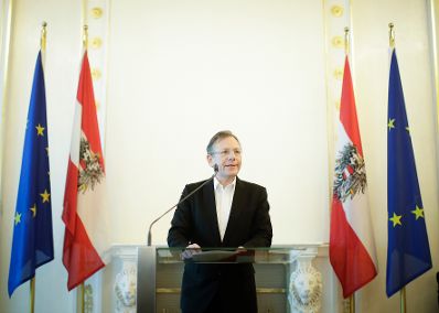 Am 5. Dezember 2017 &uuml;berreichte Kunst- und Kulturminister Thomas Drozda das &Ouml;sterreichische Ehrenkreuz f&uuml;r Wissenschaft und Kunst I. Klasse an Alexander Potyka.