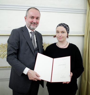 Am 7. Dezember 2017 verlieh Kunst- und Kulturminister Thomas Drozda (l.) die Outstanding Artist Awards 2017 im Bundeskanzleramt.