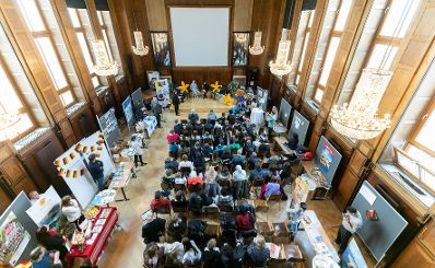 Am 14. November 2022 nahm Bundesministerin Karoline Edtstadler an dem EU Kids Day 2022 teil.