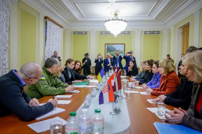 Am 23. November 2022 reiste Bundesministerin Karoline Edtstadler zu einem mehrt&auml;gigen Arbeitsbesuch nach Kiew.