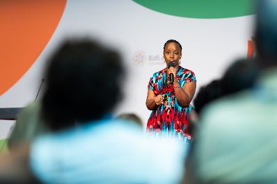 Am 04. September 2024 wurde in der Wiener Hofburg von Bundesministerin Karoline Edtstadler gemeinsam mit Bernhard Kowatsch, Leiter des UN World Food Programms &bdquo;Innovation Accelerators&ldquo; der &bdquo;Kofi Annan Award for Innovation in Africa&ldquo; verliehen.