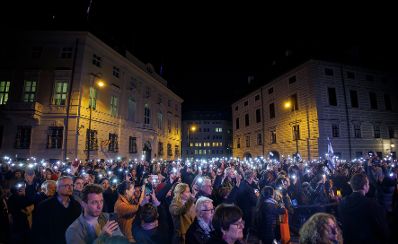 Am 7. Oktober 2024 nahm Bundesministerin Karoline Edtstadler an einer Gedenkveranstaltung der Israelitischen Kultusgemeinde teil.