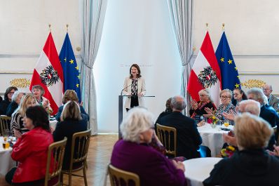 Am 9. Oktober 2024 gab Bundesministerin Karoline Edtstadler einen Empfang zum j&uuml;dischen Neujahrstag &quot;Rosch ha-Schana&quot; im Bundeskanzleramt.