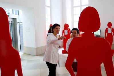 Er&ouml;ffnung der 11. WAVE-Konferenz durch Bundesministerin Gabriele Heinisch-Hosek (L) in der Technischen Universit&auml;t Wien.