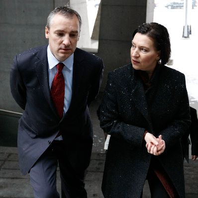 Am 21. J&auml;nner 2010 besuchte Bundesministerin f&uuml;r Frauenangelegenheiten und &Ouml;ffentlichen Dienst Gabriele Heinisch-Hosek das T-Mobile Center in Wien.