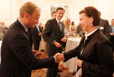 Am 16. September 2010 empfing die Beamtenministerin Gabriele Heinisch-Hosek die Teilnehmerinnen und Teilnehmer der Tagung der &Ouml;sterreichischen Verwaltungswissenschaftlichen Gesellschaft (&Ouml;VG) im Bundeskanzleramt.