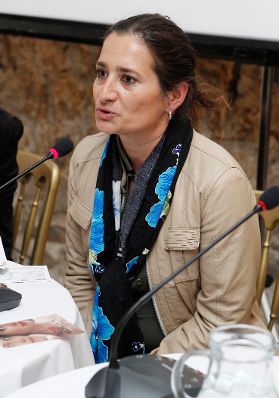 Am 23. September 2010 er&ouml;ffnete Frauenministerin Gabriele Heinisch-Hosek die Podiumsdiskussion &quot;Frauen-Arbeit-Film&quot; im Palais Porcia.