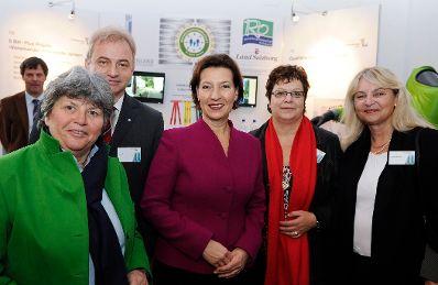 Am 10. November 2011 er&ouml;ffnete Frauenministerin Gabriele Heinisch-Hosek die Verwaltungsmesse im MuseumsQuartier.