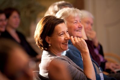 Am 7. Oktober 2011 er&ouml;ffnete Frauenministerin Gabriele Heinisch-Hosek die Frauenenquete ARBEIT.NEU.DENKEN im Schloss Laudon.