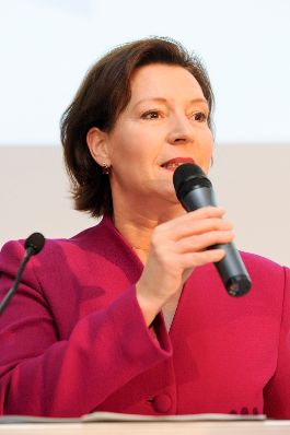 Am 10. November 2011 startete Frauenministerin Gabriele Heinisch-Hosek den von ihr initiierten Reformdialog &Ouml;ffentlicher Dienst im MuseumsQuartier.
